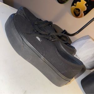 Vans authentic Stackform platform shoes - women’s 8.5 - worn once